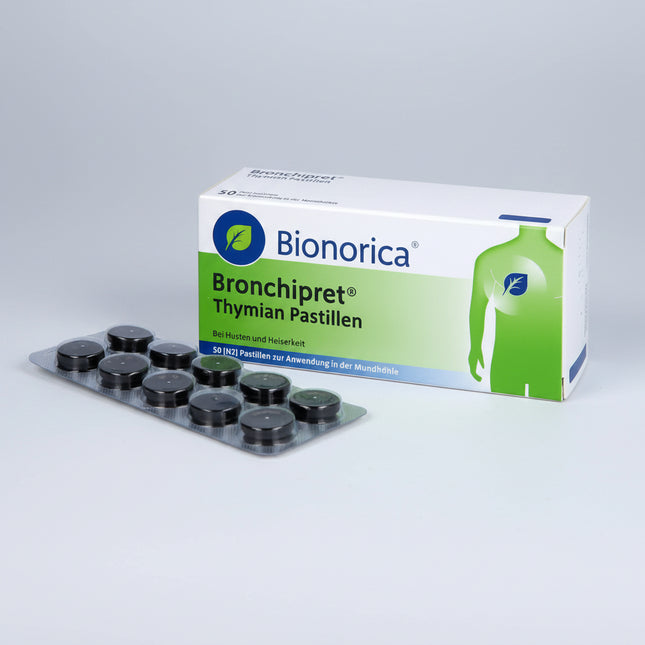 Bronchipret Thyme Pastilles are a plant-based medicinal product formulated to relieve symptoms of respiratory colds, particularly when accompanied by thick (viscous) mucus and bronchial irritation. The natural thyme extract helps loosen mucus, soothe inflamed airways, and ease coughing, making breathing more comfortable during colds and upper respiratory infections.