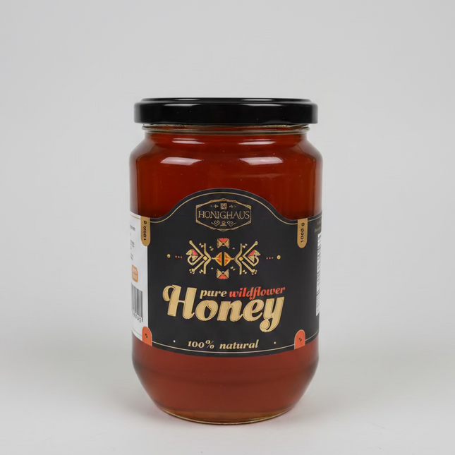 Honinghaus 100% Natural Linden Honey is a premium, single-flower honey known for its light golden color, delicate floral aroma, and naturally soothing properties. Sourced from linden blossoms, this honey is valued for its gentle taste, smooth texture, and traditional wellness benefits. Perfect for tea, baking, daily immune support, or as a natural sweetener
