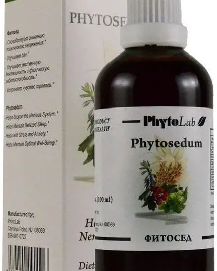 PhytoLab Phytosedum is a liquid herbal formula designed to support the nervous system, reduce stress, and promote calmness and emotional balance. This natural phytotherapy blend is traditionally used to help relieve anxiety, nervous tension, irritability, and mild sleep disturbances. Ideal for people experiencing stress, mental fatigue, or emotional overload.
