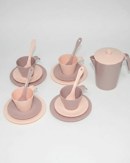 The set of coffee tableware "Relax" consists of 17 elements and comes in a bag. It's a great gift for your child. It's made in trendy and calm colors. &nbsp;Children's tableware is high-quality and safe. &nbsp;It is ideal for cozy coffee for four people while the little hostess will be able to learn the rules of etiquette and table setting in a playful manner. The dishes can be washed in the dishwasher and heated in the microwave oven.&nbsp;