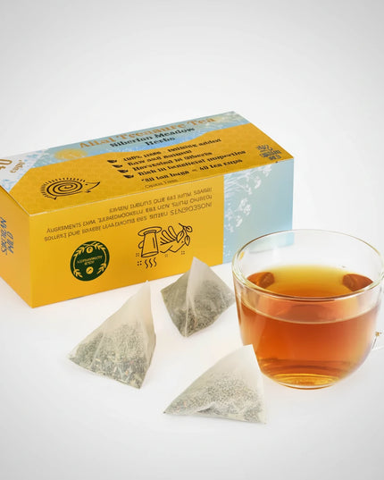 This soothing Siberian herbal blend is crafted from wild Altai meadow herbs, hand-picked from pristine mountain valleys known for their purity and natural healing qualities.
Each large tea bag delivers a fragrant, floral-herbal infusion rich in antioxidants and gentle wellness-supporting compounds.