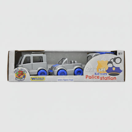 With the set of 3 sturdy vehicles in attractive colors, even the youngest children from 12 months can emulate their big idols. The tank truck, the crane vehicle and the ladder trolley bring lots of fun to the children's room. The vehicles of the Kid Cars series ensure realistic adventures. In addition, the trucks have wide tires and steel axles, which give the toy cars high stability. The fire brigade trucks are lightweight, maneuverable and invite you to play - ideal for home, outdoor or sandpit.